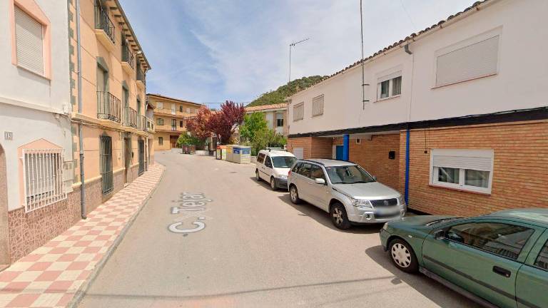 Rescatan de una chimenea en Frailes el cuerpo sin vida de un hombre