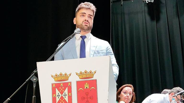 Lopera como piedra angular política