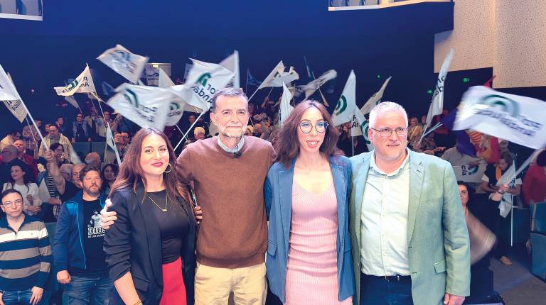 <i>Imágenes de mitin de Maíllo. P. Espinosa Luna. / Diario JAÉN.</i>