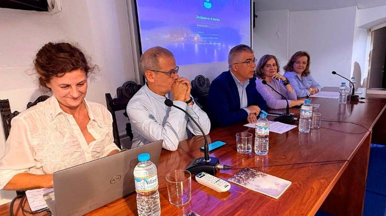 <i>Presentación de la exposición “Tierra viva”. / Ayuntamiento de Martos.</i>