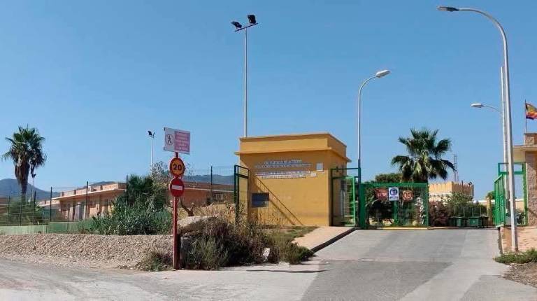 <i>EL centro de acogida de menores “La Purísima Concepción” de Melilla. / Gobierno de Melilla / Europa Press.</i>