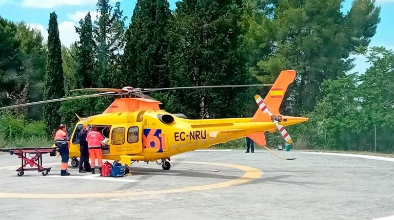 <i>Helicóptero del 061. Archivo. / Emergencias 112.</i>