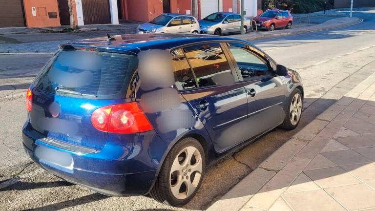 Sorprenden a un conductor con droga y objetos punzantes en pleno Jaén