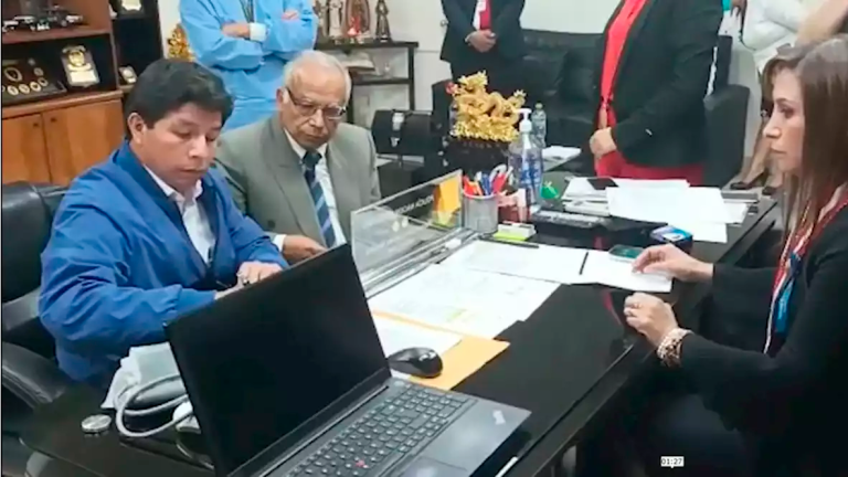 La Fiscalía peruana detiene a Pedro Castillo por intento de golpe de Estado