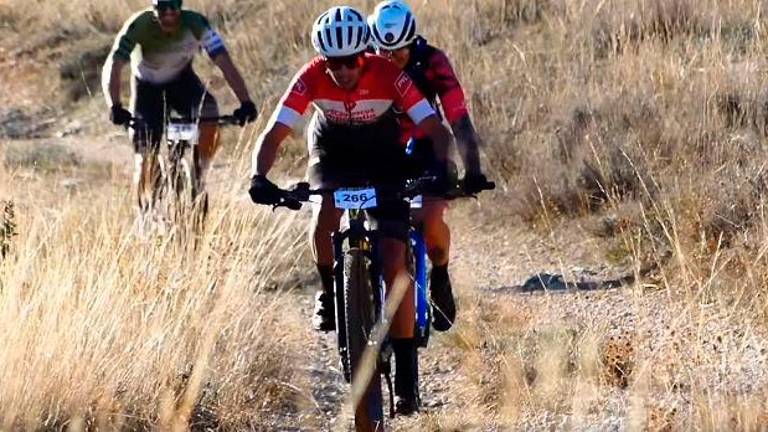 Santiago-Pontones vive una emocionante quinta edición de la “Zumeta Bike Race”