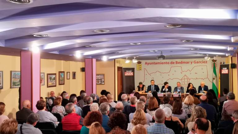 Julio Millán presenta en Bedmar su libro