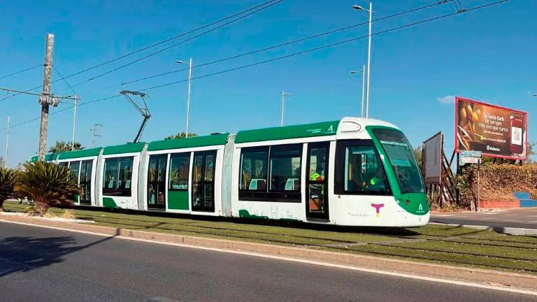 Queda desestimado el recurso de Alsa para el contrato de operaciones del tranvía