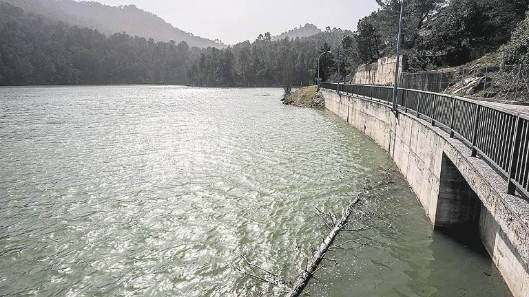 La inestabilidad meteorológica se ceba con los embalses