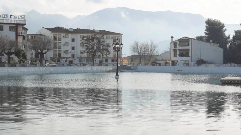 El agua llena la Charca y Pegalajar rebosa de alegría