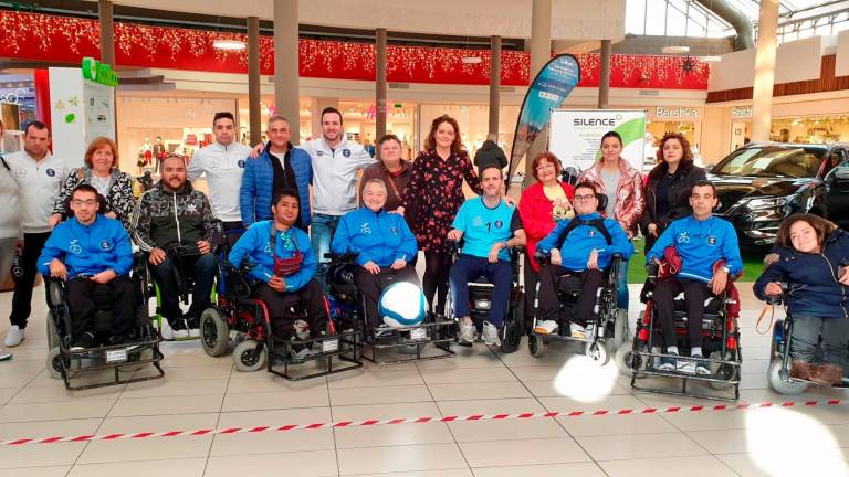El Inter de Jaén exhibe su equipo de power chair