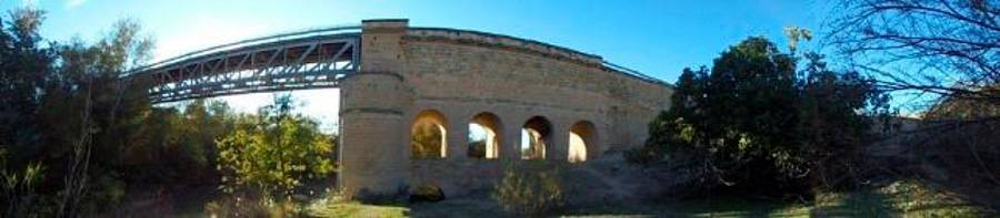 <i>Panorámica actual del puente en el lado orientado hacia Baeza.</i>