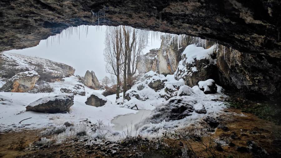 $!<i>Cascada helada del Arroyo Amarillo.</i>