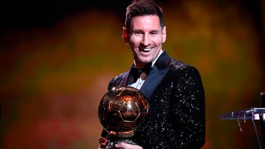 Alexia Putellas conquista el primer Balón de Oro del fútbol femenino español