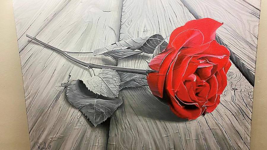 <i>Maestría de Mijael en el dibujo y en el detalle: La rosa que nunca marchita.</i>