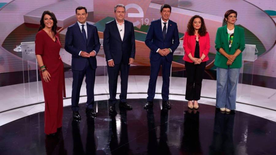 <i>Los presidenciables andaluces: Macarena Olona; Juanma Moreno, Juan Espadas; Juan Marín; Inmaculada Nieto y Teresa Rodríguez. / Fotografía: Europa Press.</i>