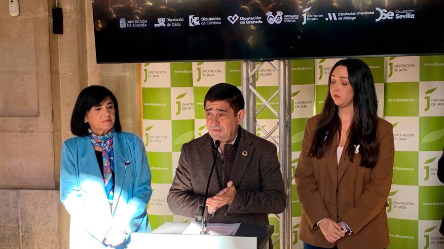 <i>Francisca Medina, Francisco Reyes y María Dolores Ruiz. / Pablo Espinosa Luna / Diario JAÉN.</i>