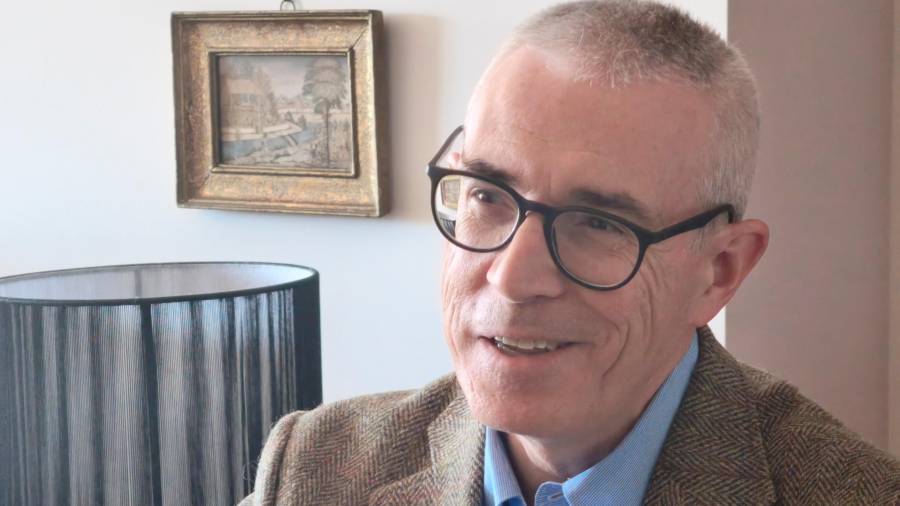 Emilio Lara: “El libro es un careo entre mi conciencia y mis recuerdos”