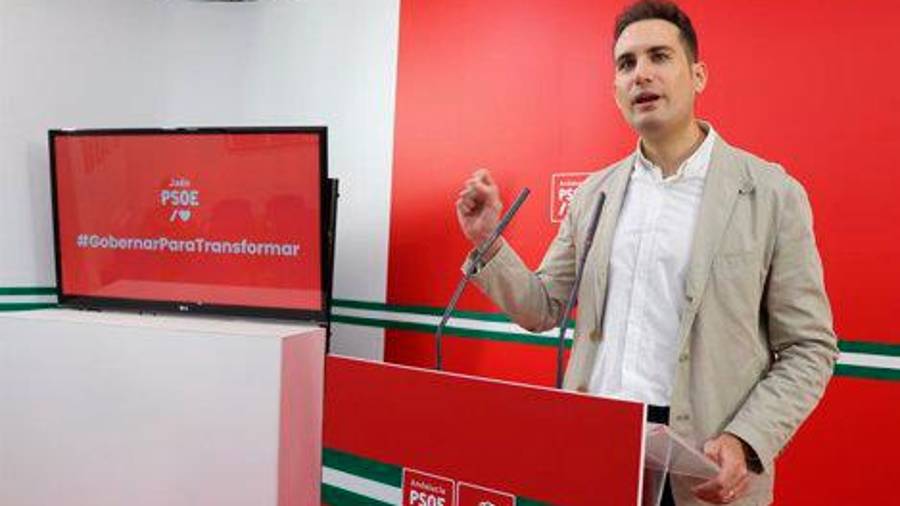 <i>José Latorrre, en rueda de Prensa. / PSOE de Jaén.</i>