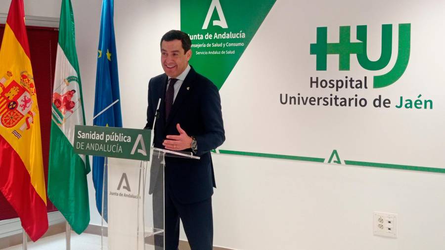 $!<i>Comparecencia de Juanma Moreno en el Hospital Universitario de Jaén. / Diario JAÉN. </i>