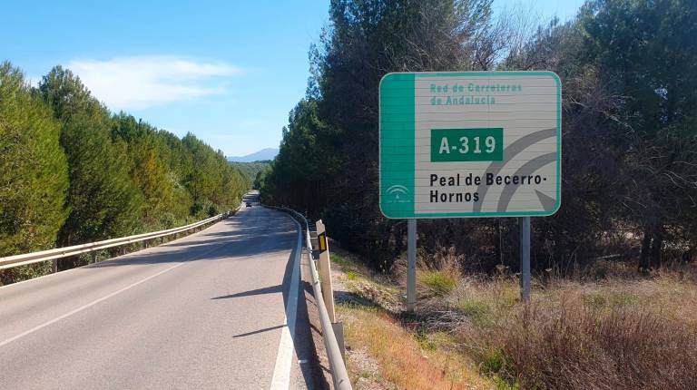 <i>La A-319, a la altura de Peal de Becerro. / Junta de Andalucía.</i>