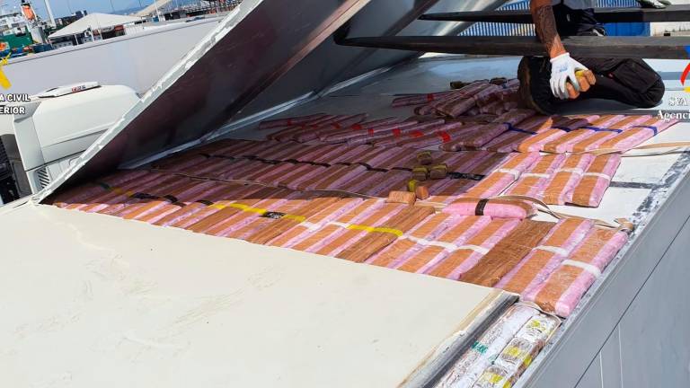 Diez detenidos por introducir 5,5 toneladas de hachís por el puerto de Algeciras