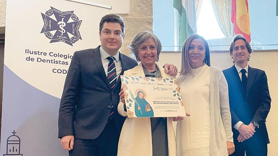 Homenajes por el Día del Dentista