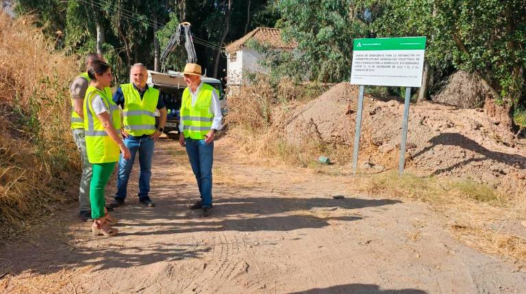 <i>Soledad Aranda visita las obras. / Junta de Andalucía.</i>