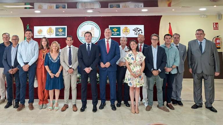 <i>Foto de la inauguración de los </i>XXVI Cursos de Verano de La Carolina. / Universidad de Jaén.