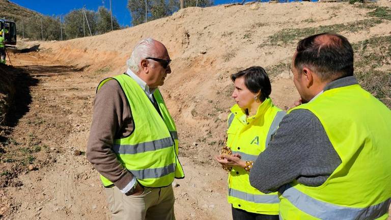 Obras en los caminos rurales afectados por la dana en Jódar