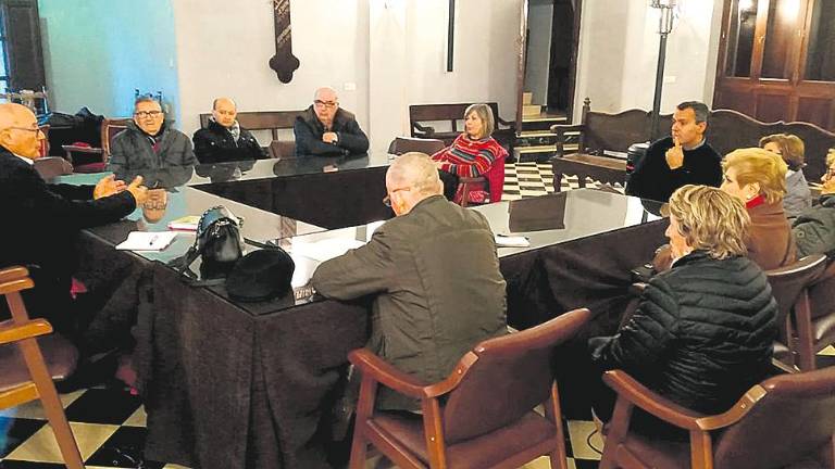 Visita del director de Cáritas diocesana