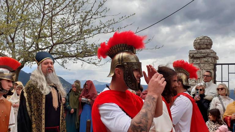 El Vía Crucis Viviente de Segura de la Sierra, una tradición cada vez más arraigada