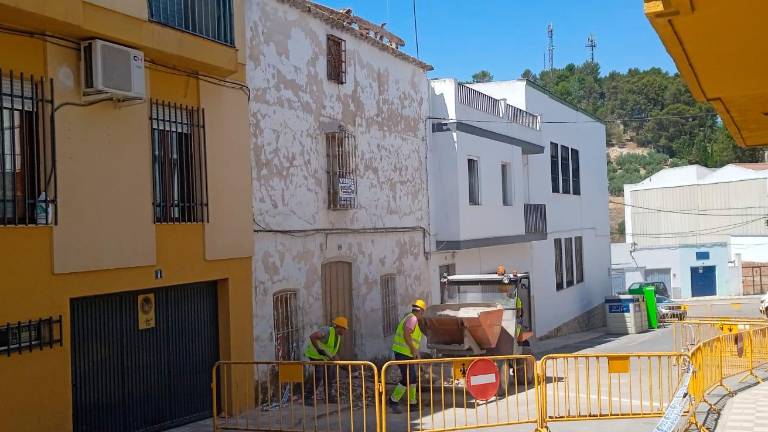 Derrumbe del tejado de una vivienda en Torredonjimeno