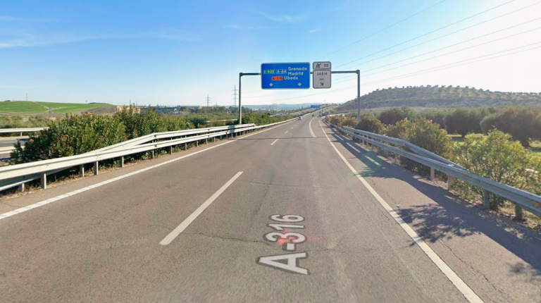 <i>Captura de Google Maps de la A-316 cerca de donde está el incendio. </i>