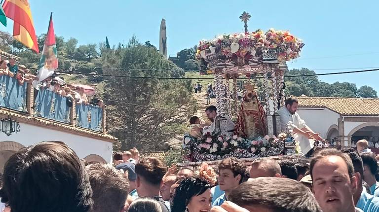 Ilusionante reencuentro con la Virgen de la Cabeza