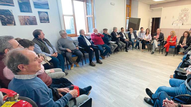 Los vecinos de Jaén conocen todos los detalles sobre la futura integración ferroviaria