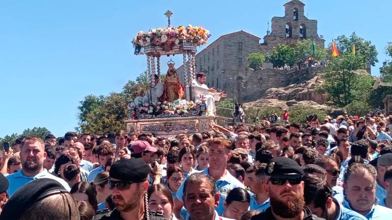 Ilusionante reencuentro con la Virgen de la Cabeza