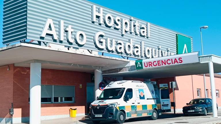 Un hombre es apuñalado en plena calle en Andújar