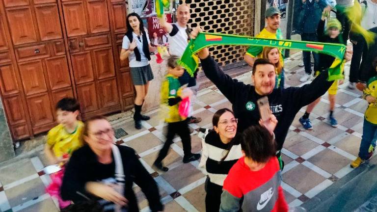 La ciudad honra a los tetracampeones de la Copa de España