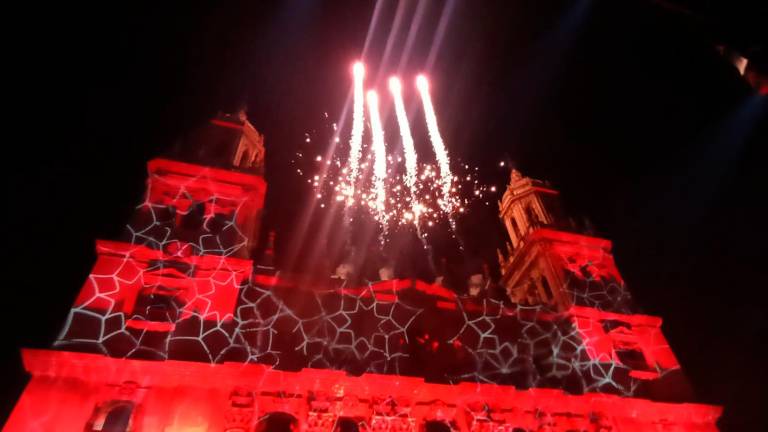 Jaén se ilumina para despedir un Rosario Magno que ya es eterno