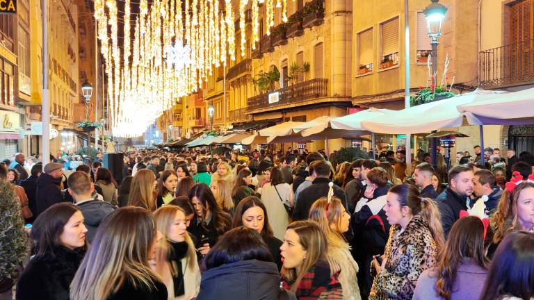 El centro de Jaén rebosa de felicidad en Navidad