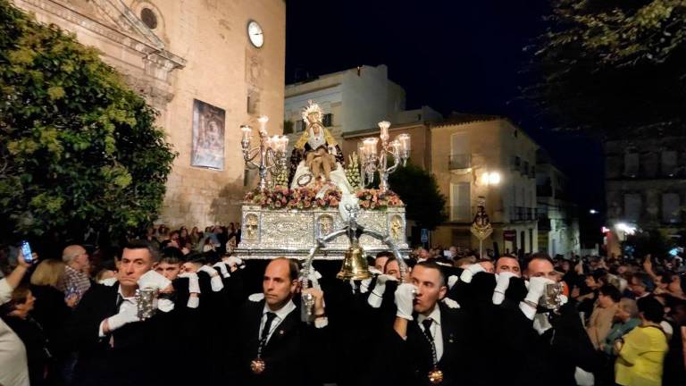 Extraordinario y emotivo centenario del Santo Entierro en Jódar