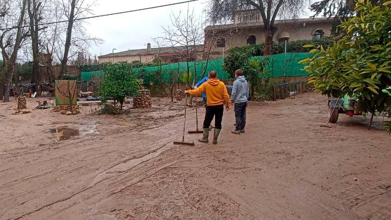 Mogón continúa reponiéndose tras las inundaciones