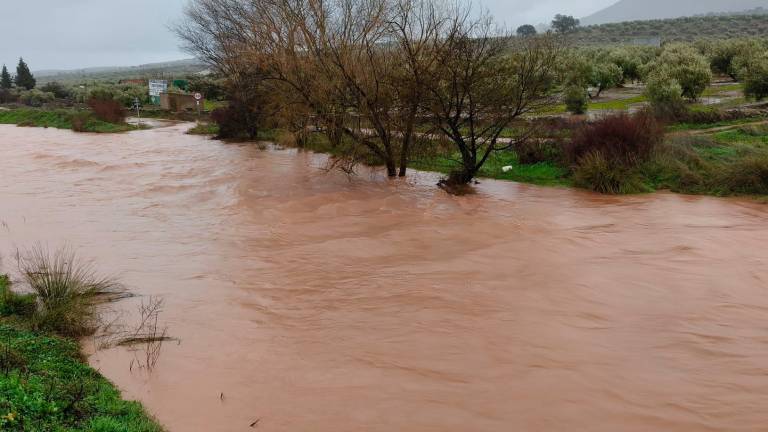 El río Montizón, a su paso por Aldeahermosa, a 27 de enero de 2026.