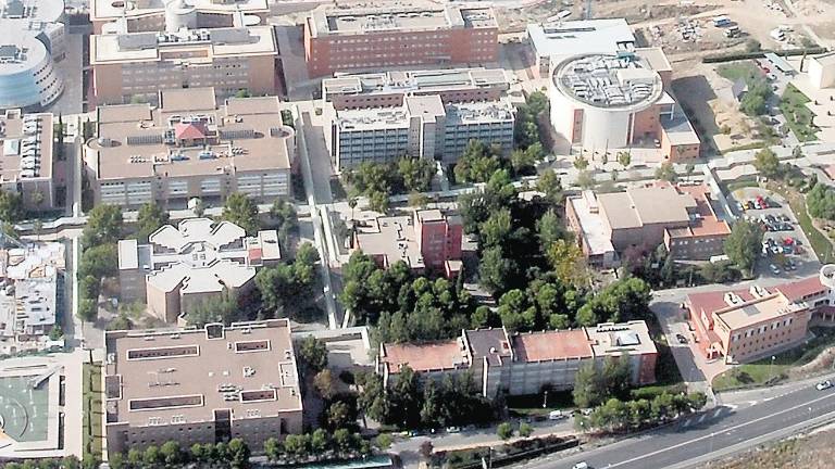 La Universidad retoma con fuerza implantar Medicina