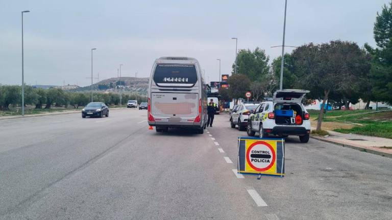 Jaén contabiliza treinta denuncias durante la campaña de control de transporte escolar