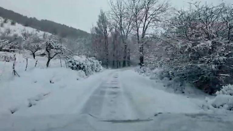 La gran nevada sobre Fuente Segura, nieve y también hielo