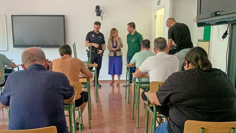 Un total de 34 personas optan en Jaén al Permiso Local del Taxi