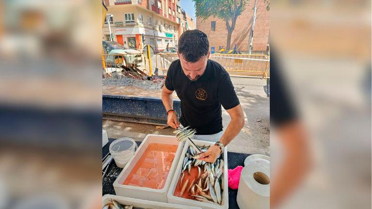 Gastronomía y convivencia en torno a las sardinas por la dinamización del Gran Eje