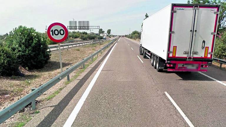 Un accidente cuesta la vida a la copiloto de una motocicleta