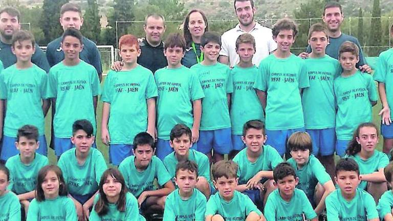 La Federación Jiennense de Fútbol pone en marcha su campus de formación